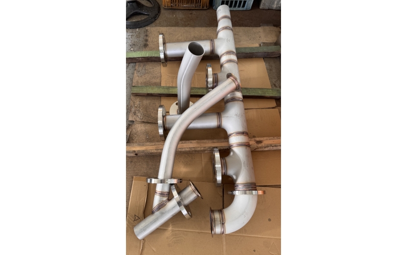 製作実績：ネジ